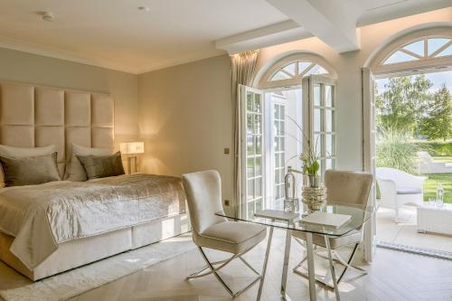 Junior Suite with Terrace