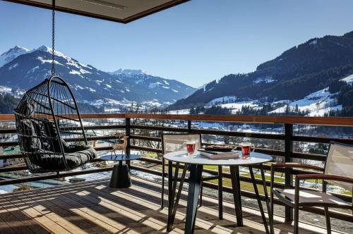 King One Bedroom Suite with Alpine View