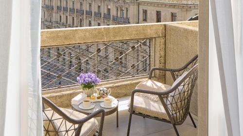 Junior Terrace Suite