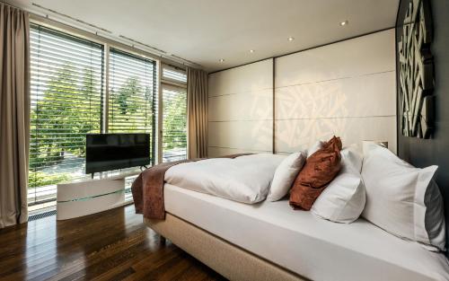 Penthouse Suite 