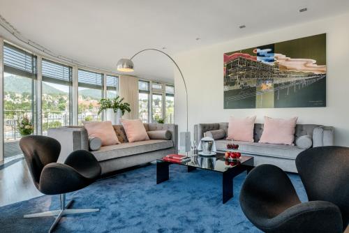 Penthouse Suite 