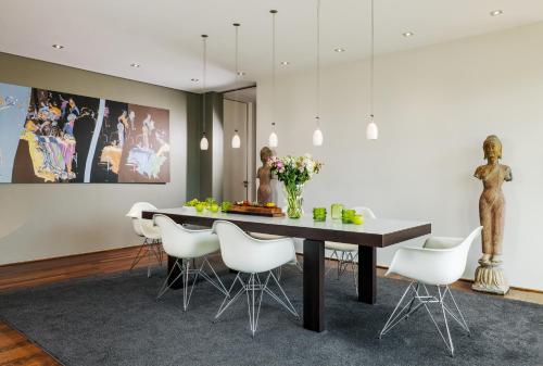 Penthouse Suite 