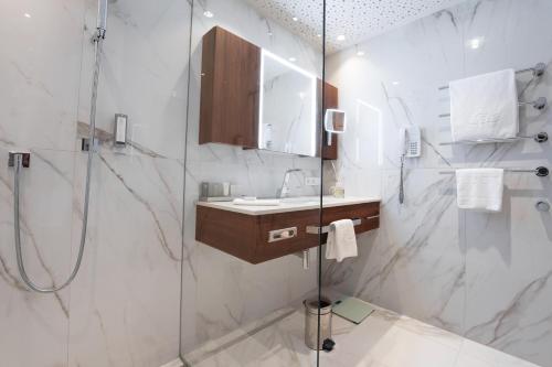 Double Room with Grand Lit