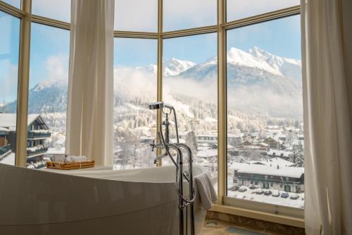 Astoria Suite