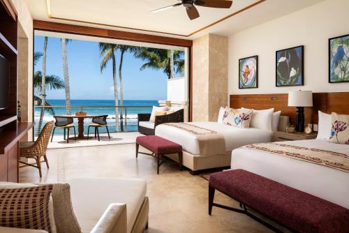 East Beach Reserve, Guest room, 2 King, Oceanfront