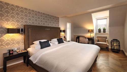 Classic King Room