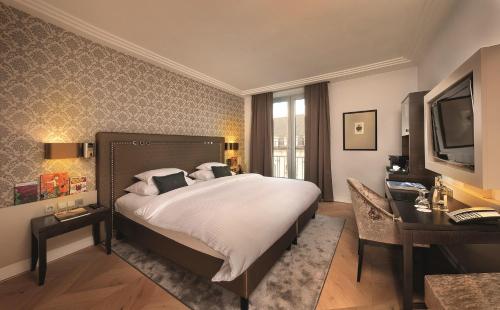 Classic King Room