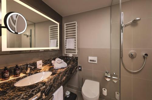 Classic Queen Room
