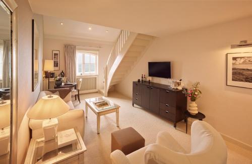 Sea Maisonette
