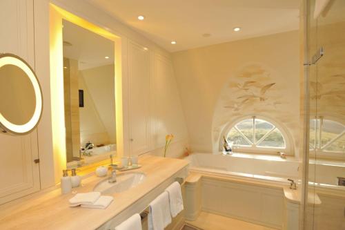 Sea Maisonette w Bathroom upstairs 40sq