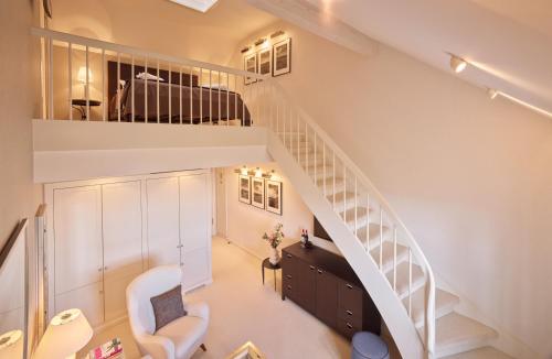 Sea Maisonette w Bathroom upstairs 40sq