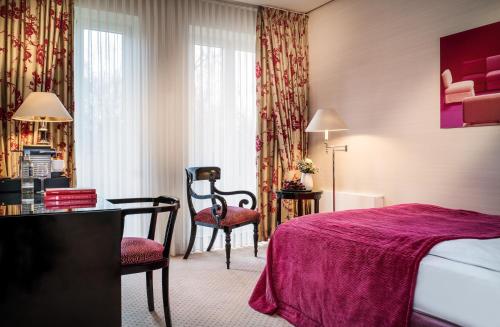 Classic Single Room
