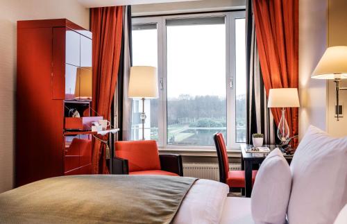 Executive Room with Lake View