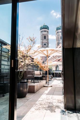 Penthouse Loft Suite