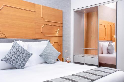Double room with mountain view