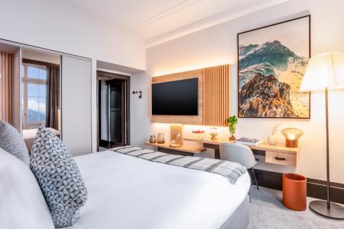 Double room with mountain view