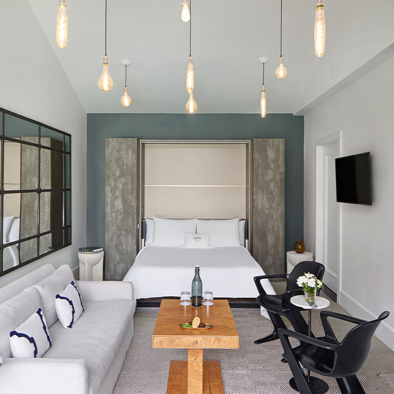Pool House Suite