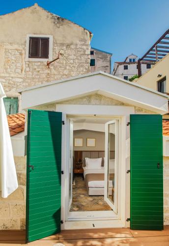 Superior Double or Twin Room with Terrace