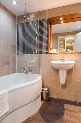 Deluxe Double Room with Two Double Beds