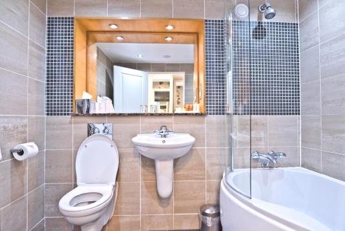 Deluxe Double Room with Two Double Beds