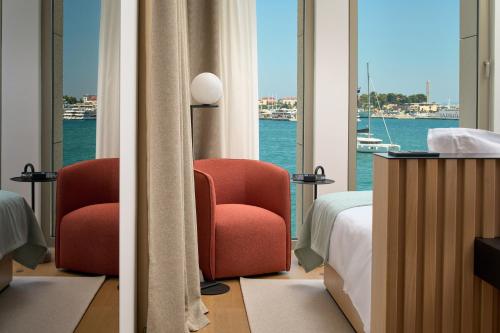 Superior King Room with Sea View 