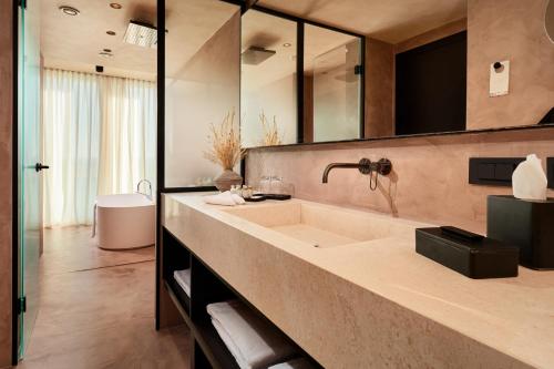 Suite Ambasador with Sea View 