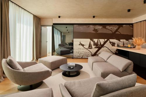 Suite Ambasador with Sea View 