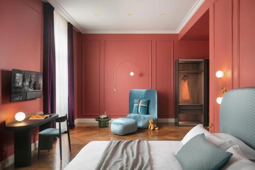Deluxe Double Room with Balcony - Annex Building