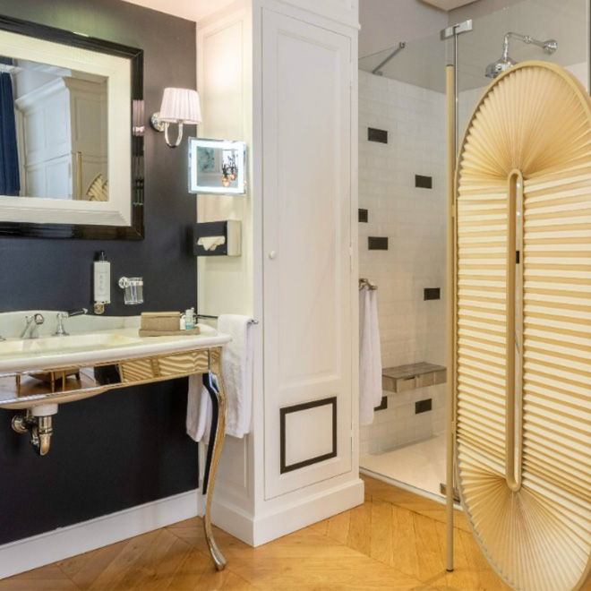 Prestige Room 