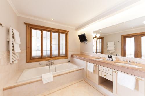 Family suite