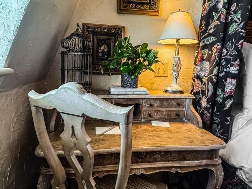 French Style Room with Ocean View