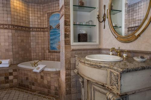 Martha's Vineyard Ocean Villa