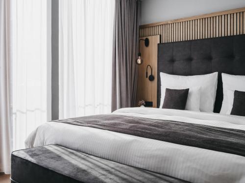 Junior Penthouse Suite