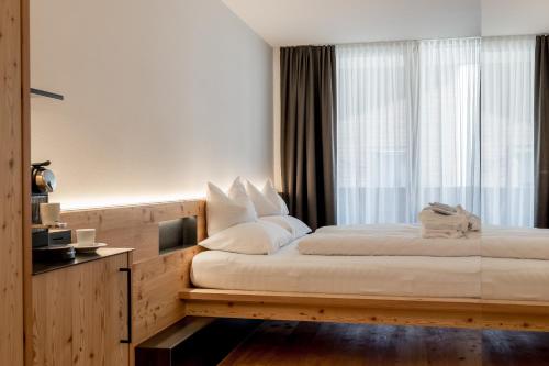 Double Room M with Balcony