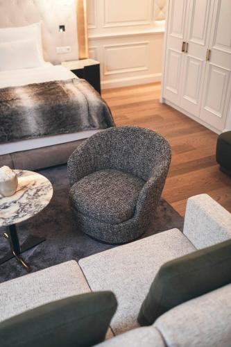 Standard Suite