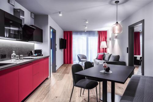 Smart Superior Suite