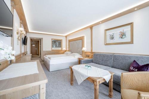 Junior Suite with balcony