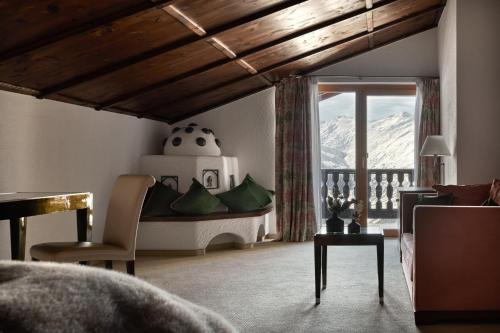 Junior Suite With Mountain View