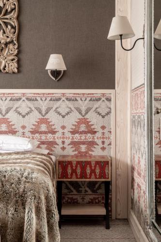 Aries Suite