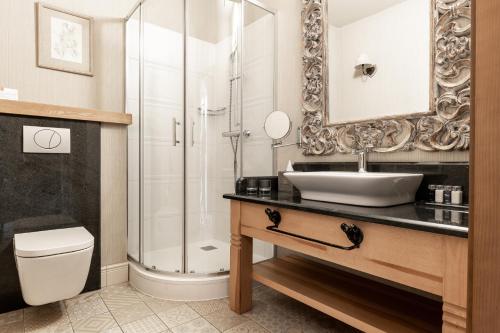 Aries Suite