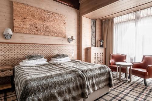 Renaissance Double Room with Balcony