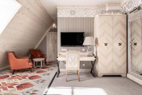 Grand Aries Suite