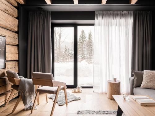One Bedroom Apartment