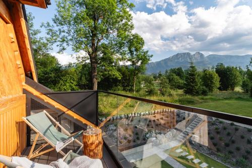 Suite with Mountain View