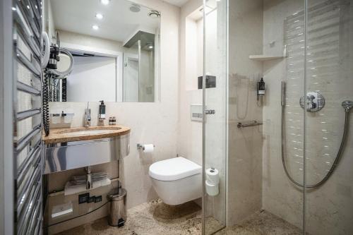 Apartament typu Premiere z balkonem i widokiem na góry (Budynek Główny)