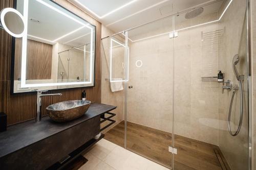 Apartament typu Executive z wanną z hydromasażem (Budynek główny)