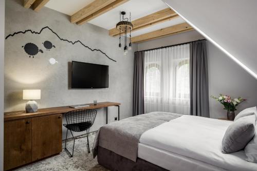 Double room with mountain view