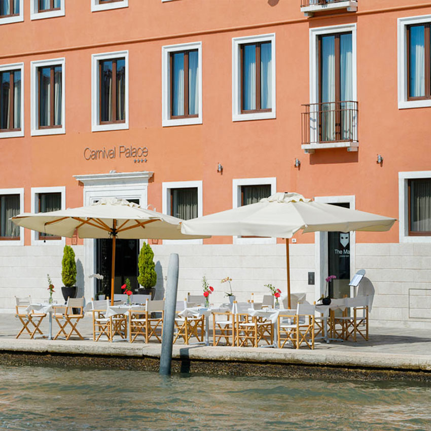 Carnival Palace Hotel