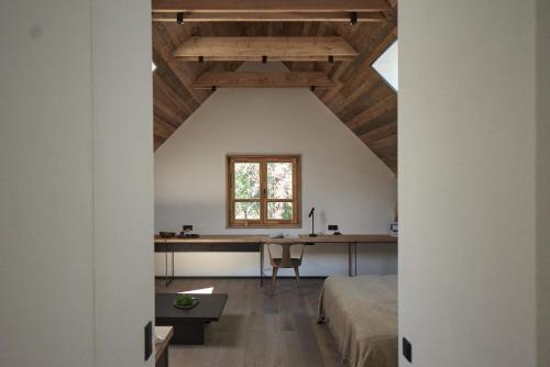 Wooden Studio Apartment with Mountain View