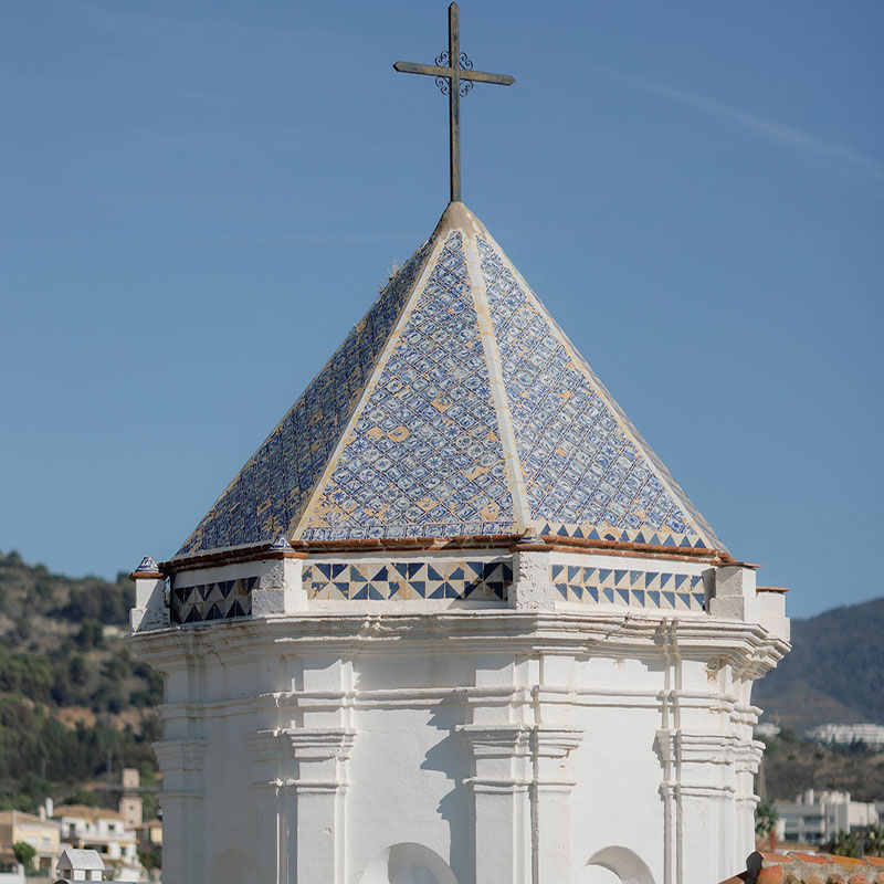 Deluxe Tower